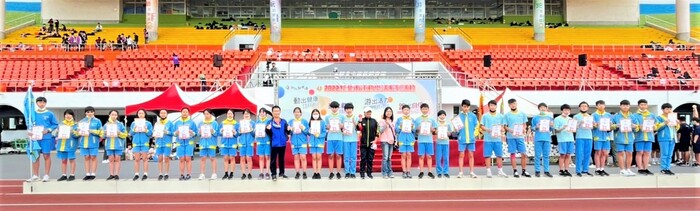 賀🎉本校802班參加2022新北市運動樂活系列活動大隊接力比賽,榮獲八年級組第四名! 感謝吳世明老師、陳怡君老師辛勤指導!圖片