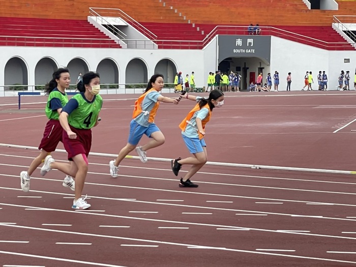 賀🎉本校802班參加2022新北市運動樂活系列活動大隊接力比賽,榮獲八年級組第四名! 感謝吳世明老師、陳怡君老師辛勤指導!圖片